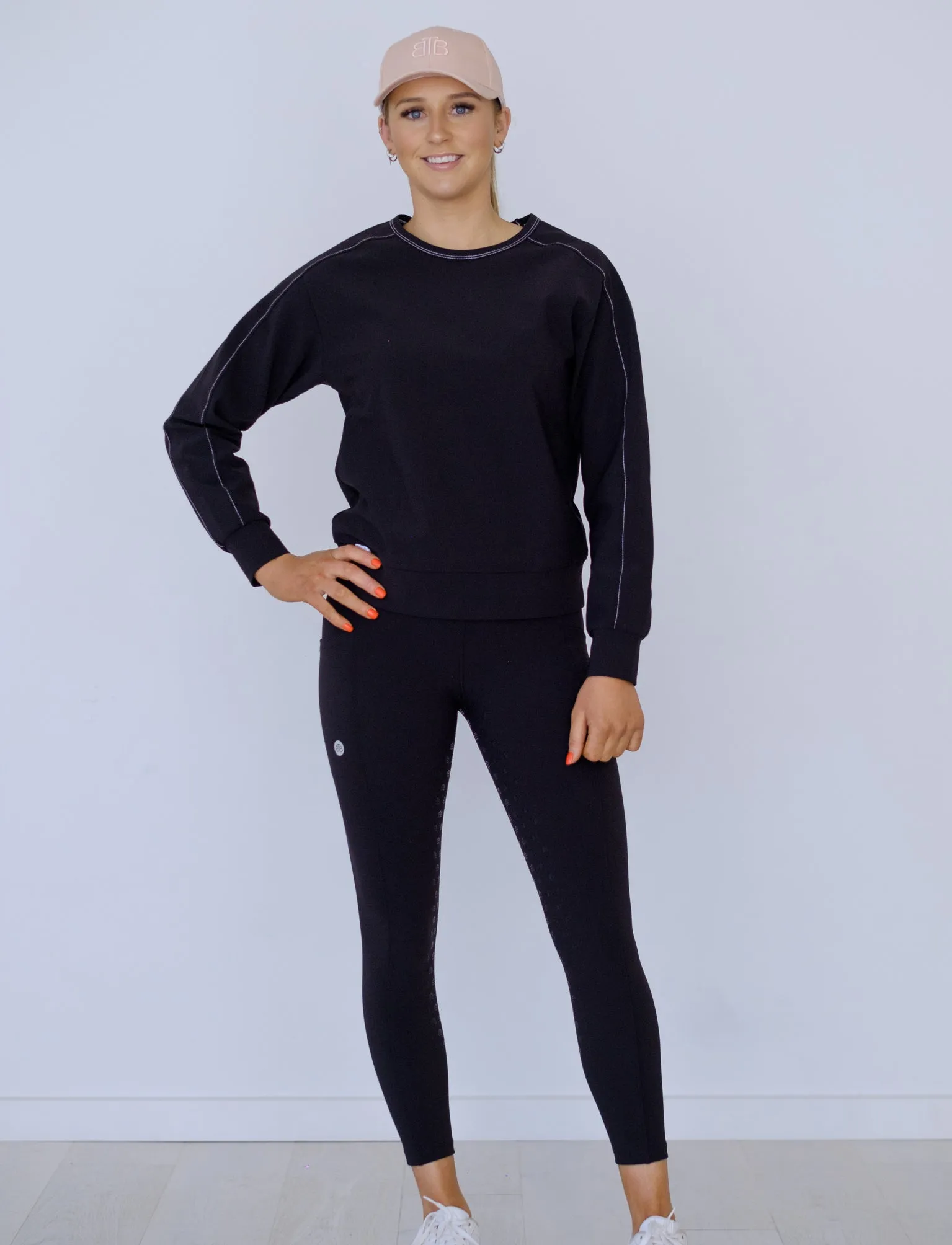 BLACK PERFORMANCE TRAINING TIGHTS