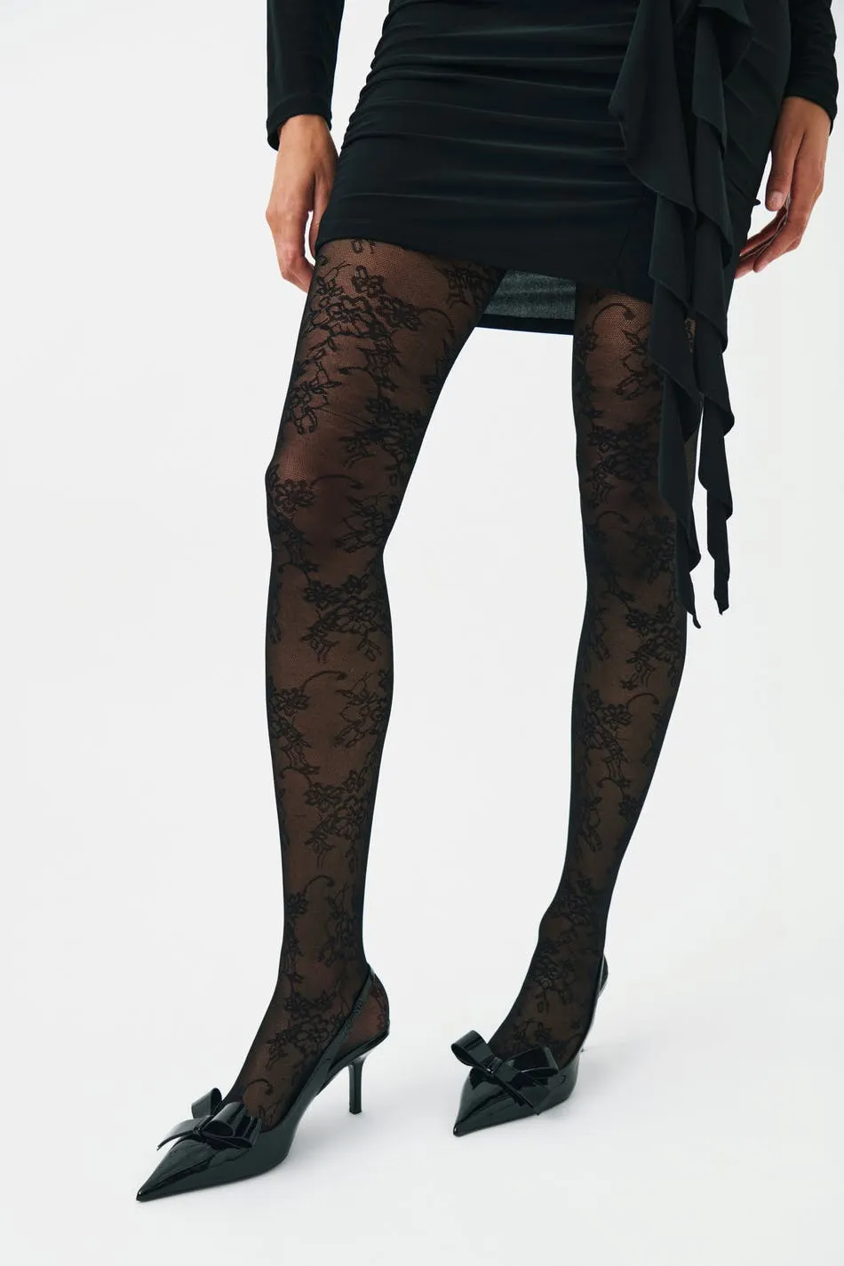 Lace tights