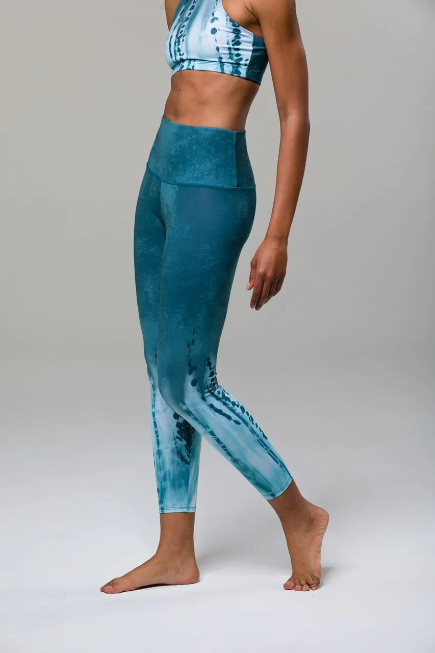 ONZIE // HIGH RISE MIDI LEGGING - OCEAN DIP DYE