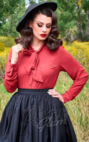 Retrolicious Helen Retro Blouse in Cognac