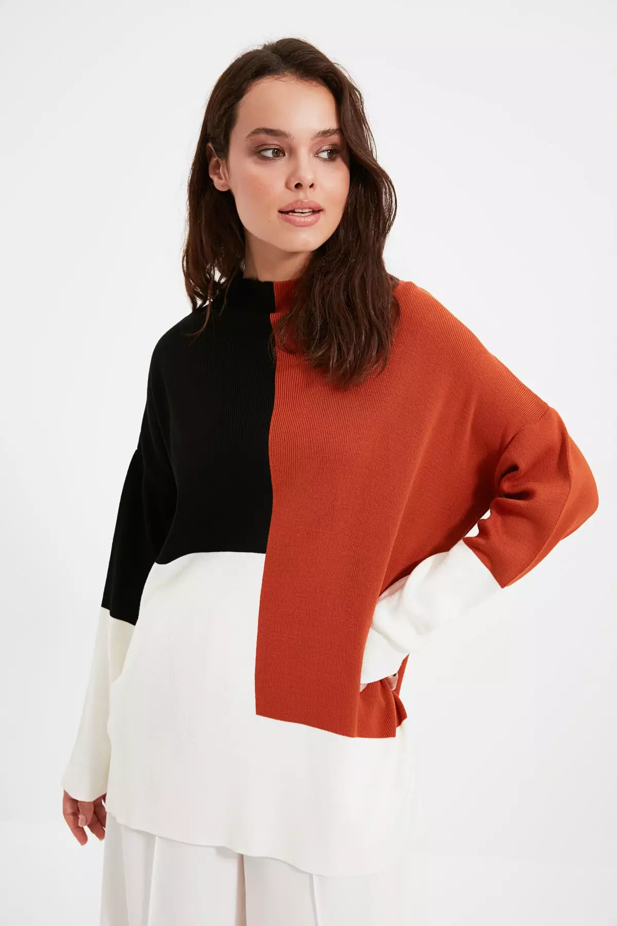 Trendyol Colour Block Knitted Sweater