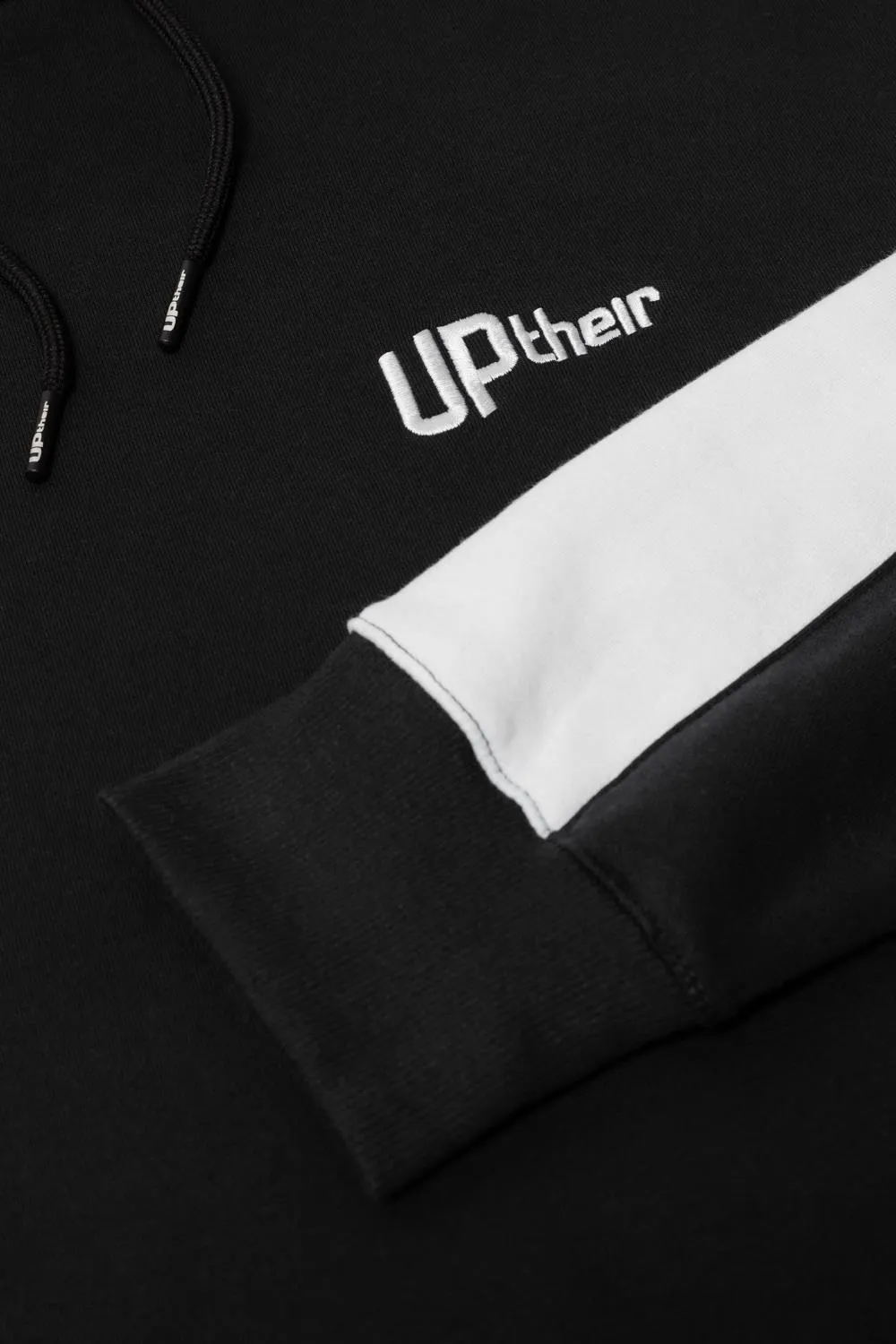 Uptheir Broadway Overhead Hoody - Black