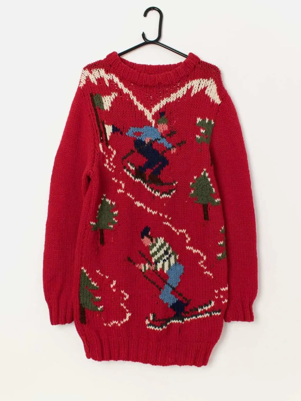 Vintage oversized handknitted red ski graphic sweater, longline – Medium