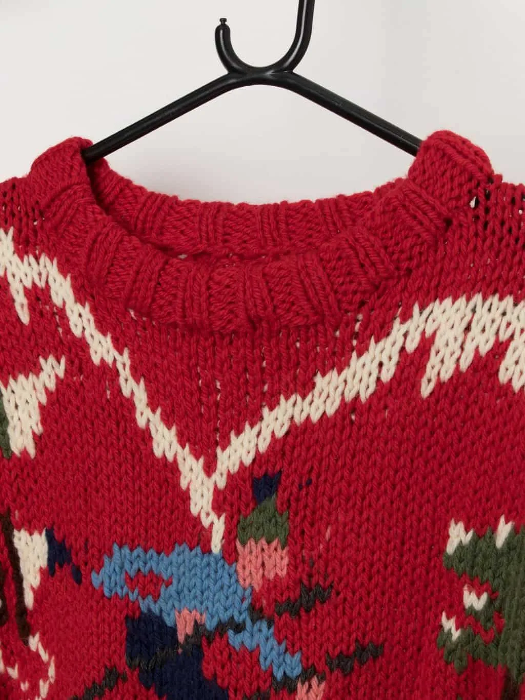 Vintage oversized handknitted red ski graphic sweater, longline – Medium